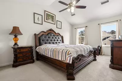 181 Tarkiln Pl, New Bedford, MA 02745 - Photo 15