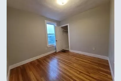 8 Woodman #2, Lynn, MA 01905 - Photo 5