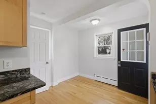 12 Riverside Ct, Saugus, MA 01906 - Photo 7