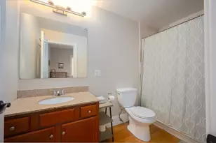 458 E 6th St, Boston, MA 02127 - Photo 13