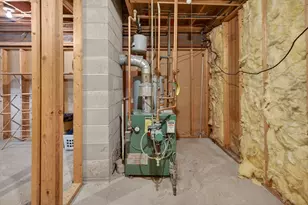 1079 Langley St, Fall River, MA 02720 - Photo 27