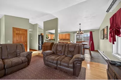 1079 Langley St, Fall River, MA 02720 - Photo 9