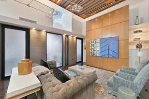201 W Brookline, Boston, MA 02116 - Photo 5