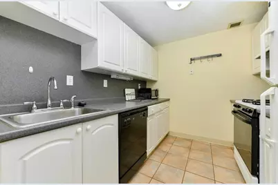 15 North Beacon Street #612, Boston, MA 02134 - Photo 3