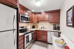 200 Park Terrace Dr, Stoneham, MA 02180 - Photo 3