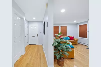 39 Hawthorne #39, Boston, MA 02119 - Photo 9