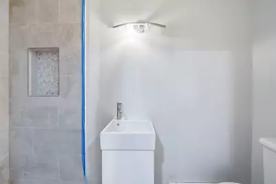 39 Hawthorne #39, Boston, MA 02119 - Photo 15