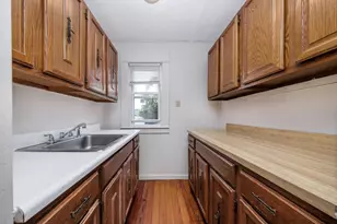 51 Rosemont St, Lowell, MA 01854 - Photo 3