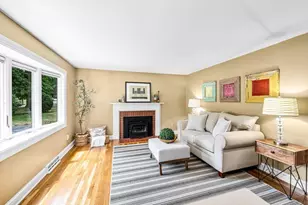 118 Yarmouth St, Longmeadow, MA 01106 - Photo 3