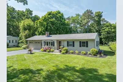 118 Yarmouth Street, Longmeadow, MA 01106 - Photo 1