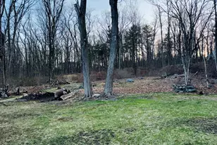 14 Walnut St, Plainville, MA 02762 - Photo 3