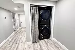 67 School St, Salem, MA 01970 - Photo 11