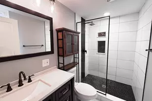 67 School St, Salem, MA 01970 - Photo 9