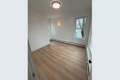 7 N Green St #3, Plymouth, MA 02360 - Photo 5