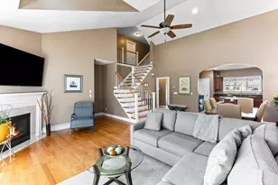 13 Meadowlark Dr, Middleborough, MA 02346 - Photo 13