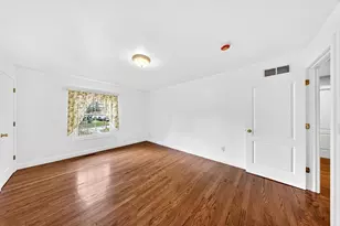 32 Madison Ct, Westport, MA 02790 - Photo 17