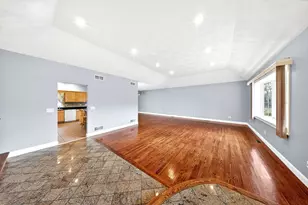 32 Madison Ct, Westport, MA 02790 - Photo 7