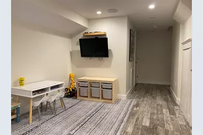 1 Common St #SF, Boston, MA 02129 - Photo 11