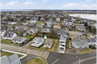 6 Touraine Ave, Hull, MA 02045 - Photo 9