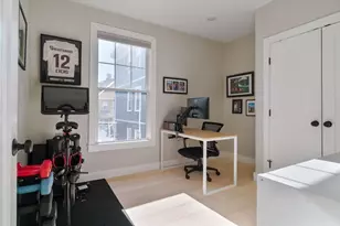 1252 Broadway, Somerville, MA 02144 - Photo 9