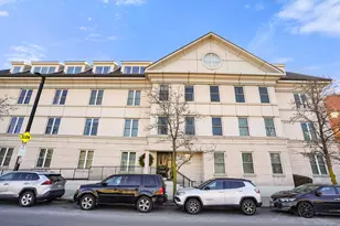 65 Chelsea St, Boston, MA 02129 - Photo 23