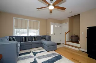 37 Maine Ave, Dartmouth, MA 02747 - Photo 5