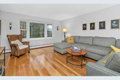 24 Robin Rd, Norfolk, MA 02056 - Photo 9