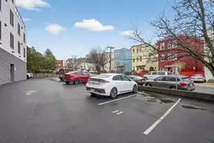 932 Broadway St, Chelsea, MA 02150 - Photo 17