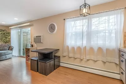 47 Edgelawn Ave #12, North Andover, MA 01845 - Photo 9