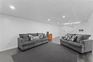 77 -79 Harrington Ave, Shrewsbury, MA 01545 - Photo 19