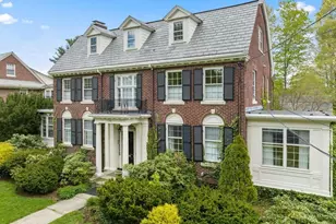 1010 Centre St, Newton, MA 02459 - Photo 15