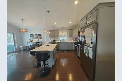 100 Bailey St, Fall River, MA 02724 - Photo 11