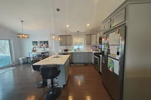 100 Bailey St, Fall River, MA 02724 - Photo 11