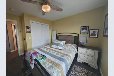 100 Bailey St, Fall River, MA 02724 - Photo 25