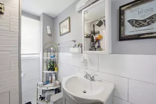916 County St, Fall River, MA 02723 - Photo 9