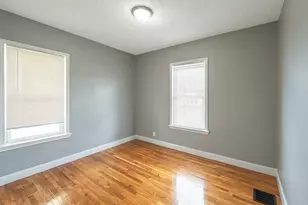 352 Norfolk St, Boston, MA 02124 - Photo 11