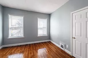 352 Norfolk St, Boston, MA 02124 - Photo 9