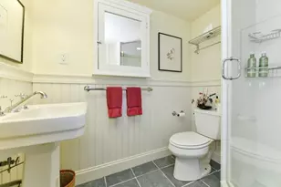 14 Ash St, Cambridge, MA 02138 - Photo 21