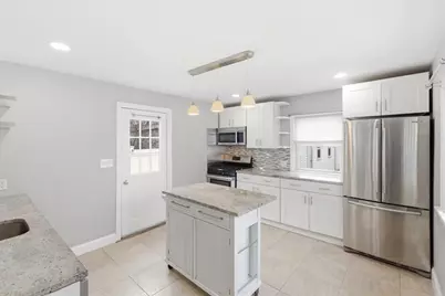 21 Chauncey St, Dedham, MA 02026 - Photo 9