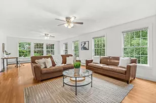 276 High St, Winchester, MA 01890 - Photo 9