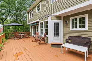 276 High St, Winchester, MA 01890 - Photo 5
