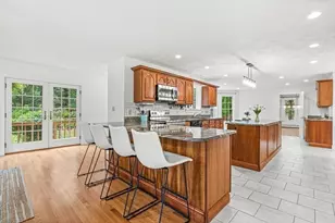 276 High St, Winchester, MA 01890 - Photo 11