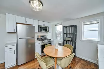 241 E St #2, Boston, MA 02127 - Photo 1