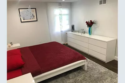 6 Temple St, Framingham, MA 01702 - Photo 5