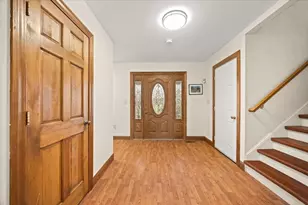 212 Scadding St, Taunton, MA 02780 - Photo 5