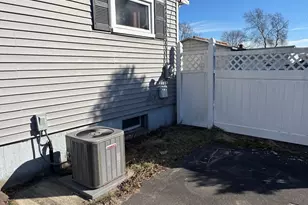 43 New Jersey Ave, Somerset, MA 02726 - Photo 3