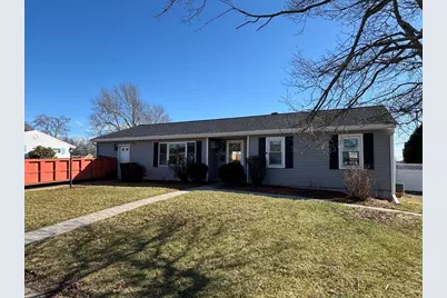 43 New Jersey Ave, Somerset, MA 02726 - Photo 1