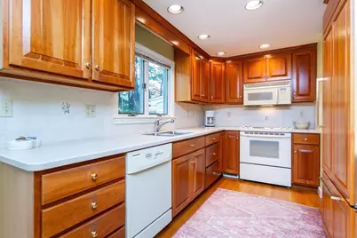 53 Davidson Road, Framingham, MA 01701 - Photo 5