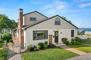 36 Lennox Rd, Nahant, MA 01908 - Photo 1