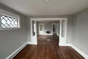 19 Henchman, Worcester, MA 01605 - Photo 1